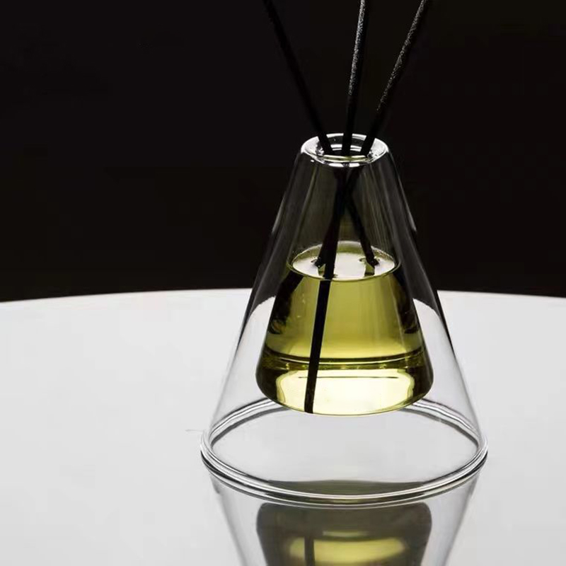 Saincheaptha Móra Heics Essenza Buidéal Gloine Uathúil Bán Frosted Breise Aeir Aroma Reed Difuser Baile Cumhráin Baile, Giolcach Diffusers Nollag