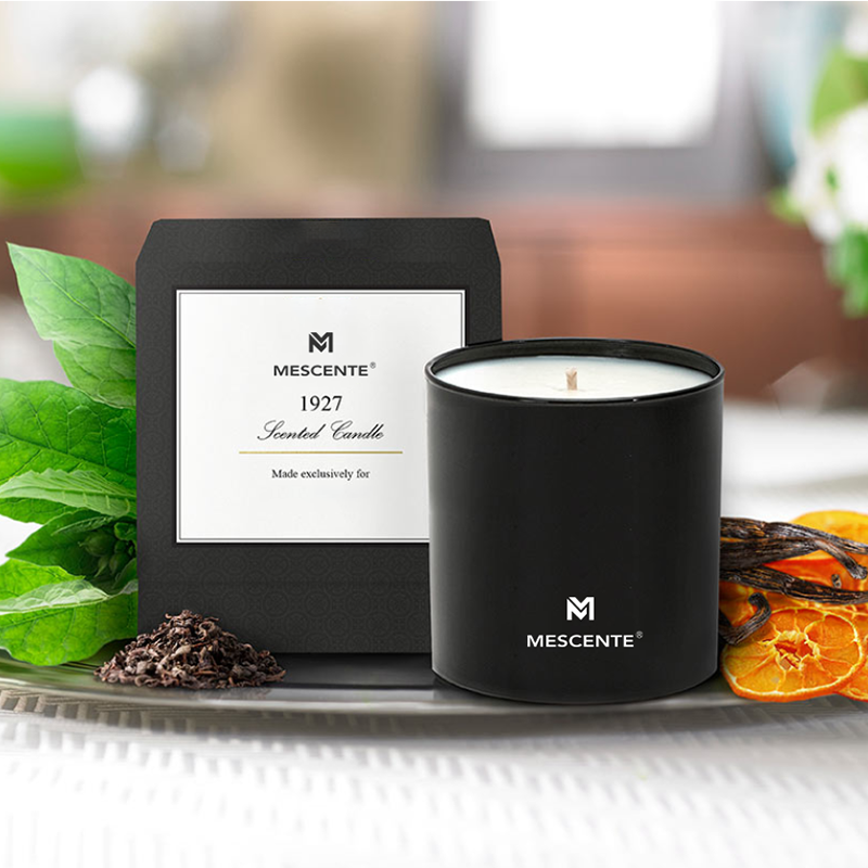 Boladh M&S Lipéad Príobháideacht Só Mórdhíola Chrome Coinnle Aromatherapy Fireann 22 Oz Le Criostail Laistigh