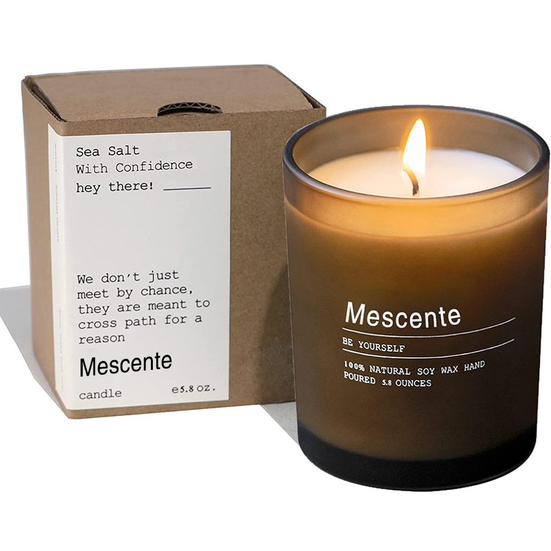 Próca Maisiú Bainise Saincheaptha M&Scent Coinnle cumhraithe Jasmine & Ylang Ylang le Lipéid i mBulc