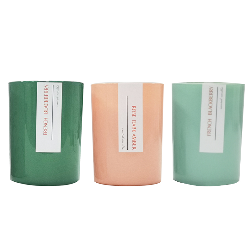 M&Scent lipéad saincheaptha coinneal cnó cócó pailme cumhra níos teo le lógó