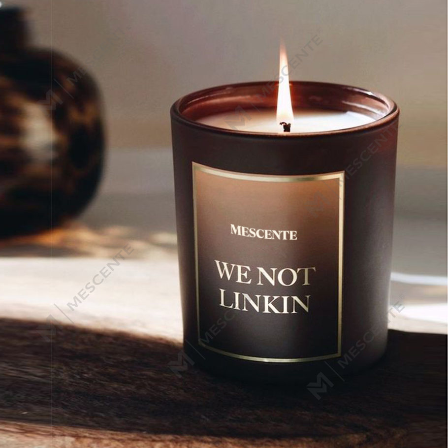 M&Bholadh Lipéad Príobháideach Só Nua Mórdhíola Príobháideach Saincheaptha Prócaí Criostail na Nollag Coinneal Soighe Scented Kerzen le clúdach