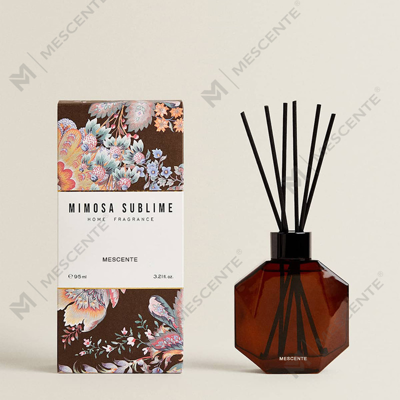 M&Boladh Só Mórdhíola Mionbhuidéal Saincheaptha Ola Idirleata Aromatherapy Giolcach le Bosca Bronntanais