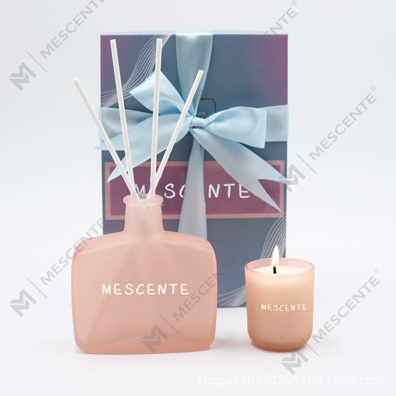 Socraigh Bronntanais Diffuser Coinnle agus Giolcach, Difuser Giolcach cumhra Coinnle Scented