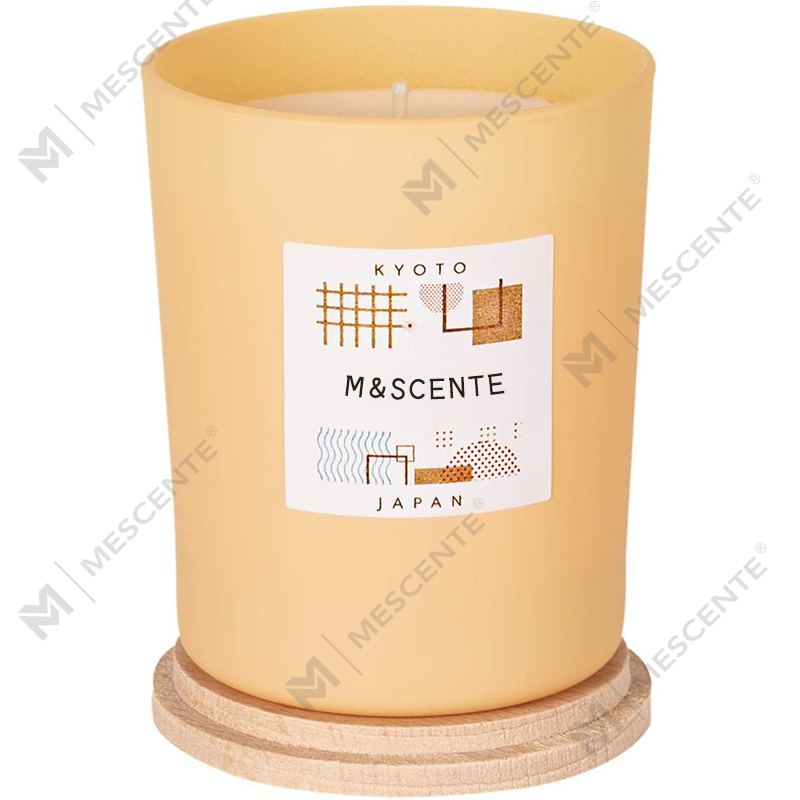 Rinne lipéad príobháideach saincheaptha M&Scent coinnle chic de chéir soighe daite