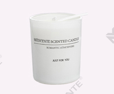 140g Baile cumhráin Coinnle Scentáilte Bronntanais Giolcach Diffuser Set A99199