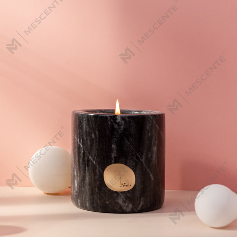 Cúram Coinnle Scented