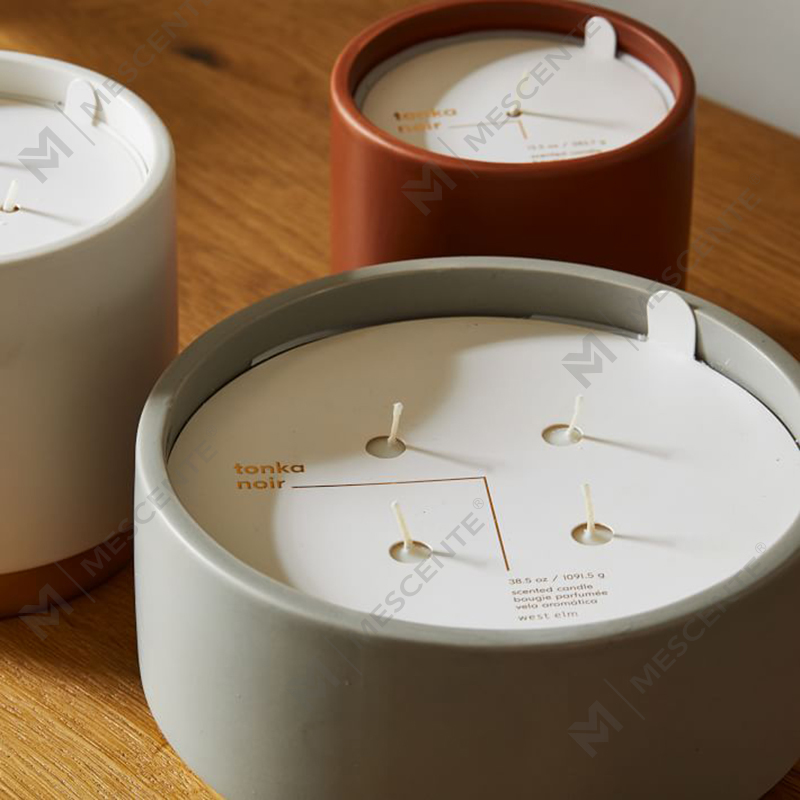 Lipéad Príobháideach Maisiú Baile Coinnle Scented, Lámhdhéanta 4 Coinneal Scented Wick Le Criostail