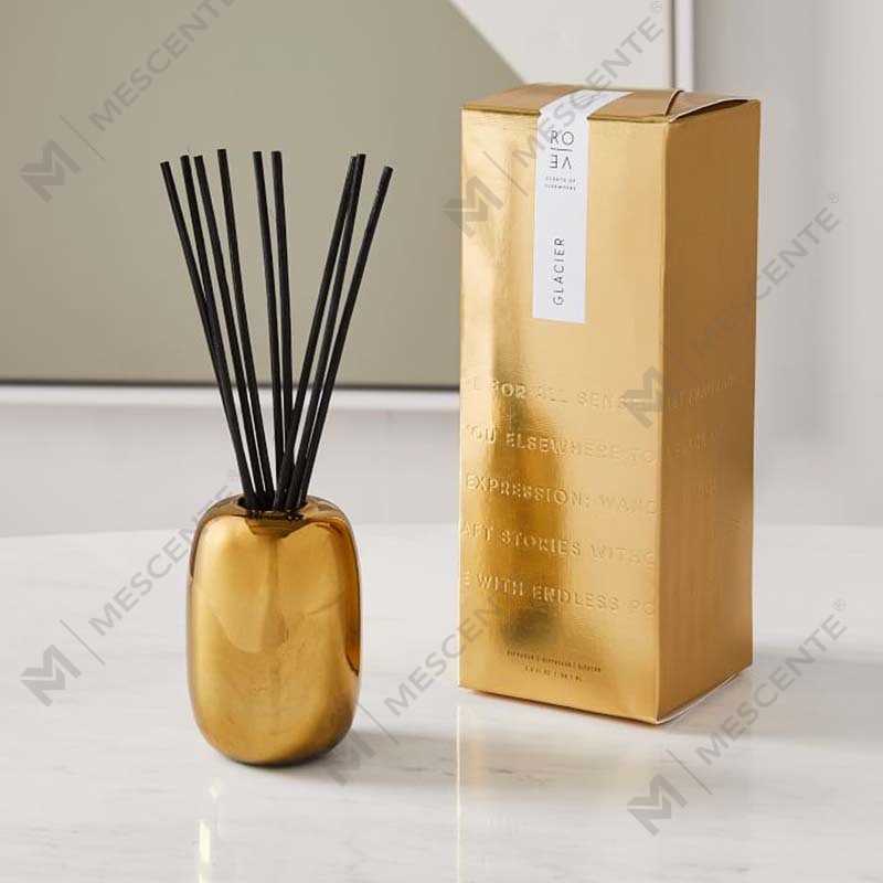 Lógó Amazon Luxury Custom Print Print Lógó Black Glass Jar Scented Soy Wax Set Bronntanais Maisithe Coinneal