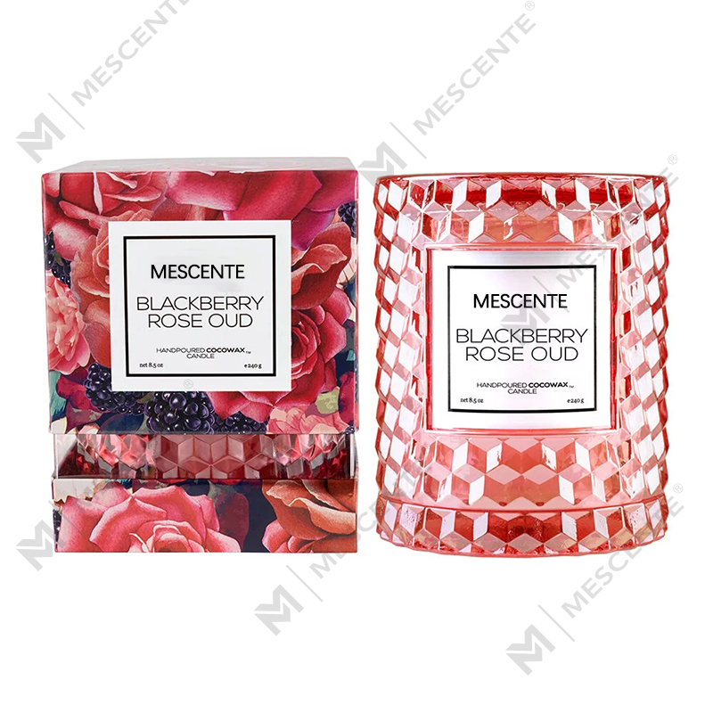 M&Scent Maisiú Nollag Chustaim Blackberry Rose Oud Icon Candle