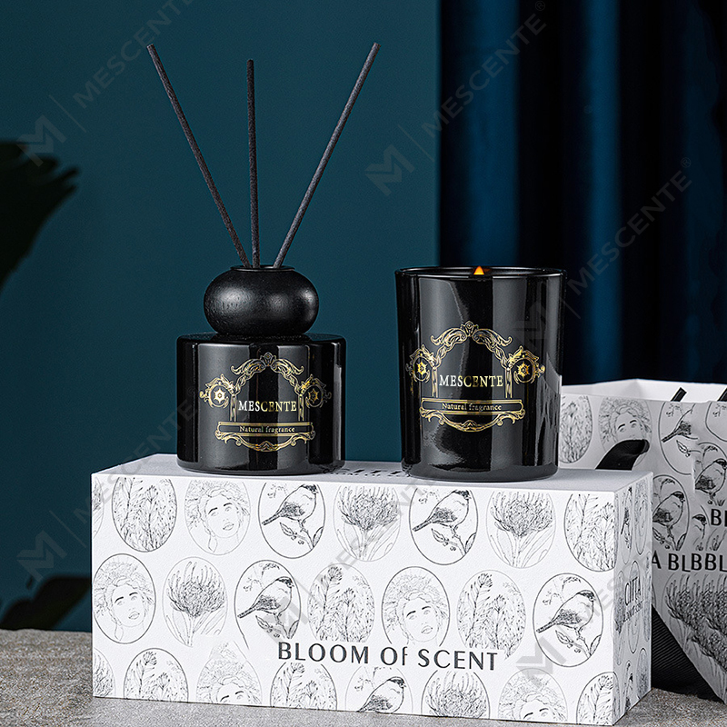 M&Scent só lipéad príobháideach coinneal diffuser giolcach aroma coinneal cumhra le pacáistiú bosca