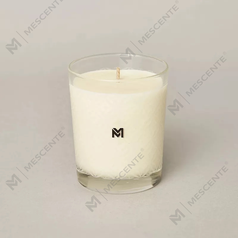 M&Boladh Lipéad Príobháideach Só Nua Mórdhíola Príobháideach Saincheaptha Prócaí Criostail na Nollag Coinnle Soighe Scented Kerzen Le clúdach