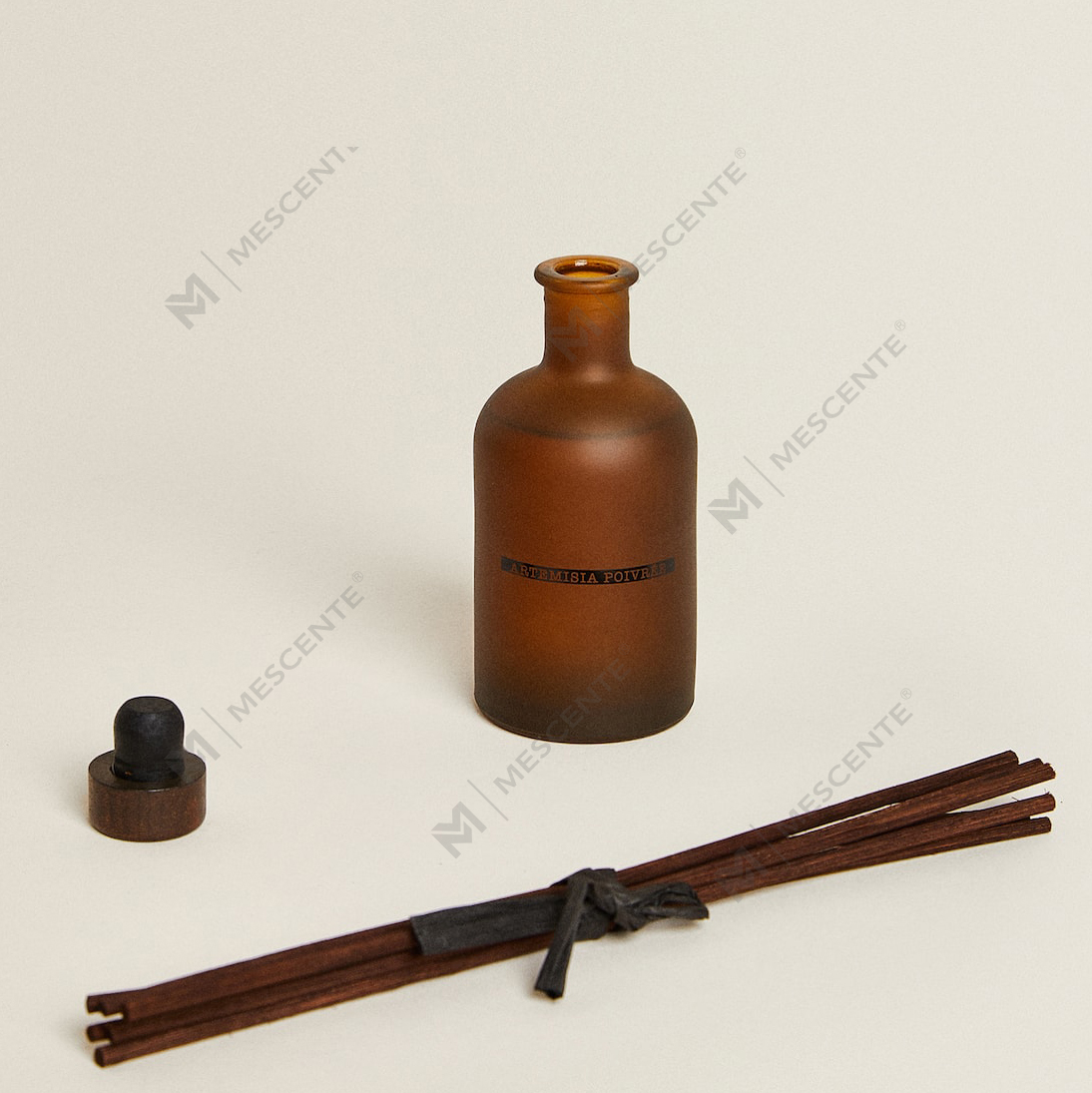 Buidéal Mór Reoite Dubh Só 50ml 300ml Bláth Triomaithe Aroma Bláthanna Ola Riachtanach Ola Difuser Giolcach